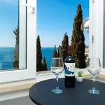 Apartament Paula *
